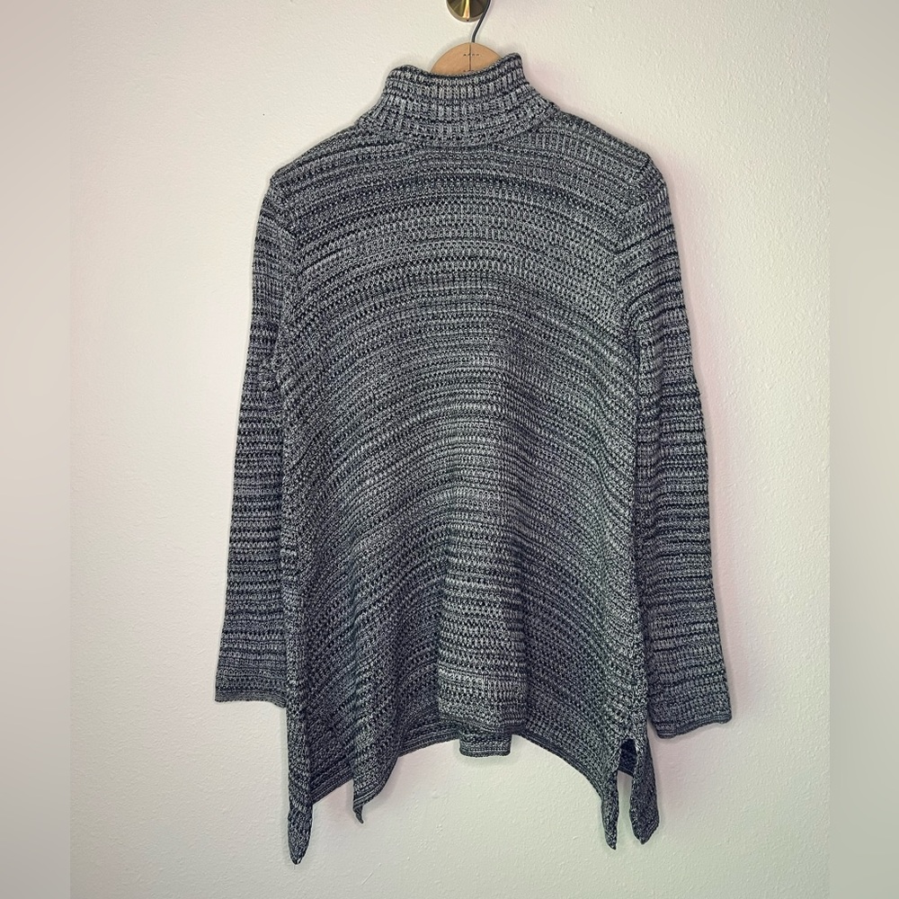 Gray Turtleneck Sweater size L